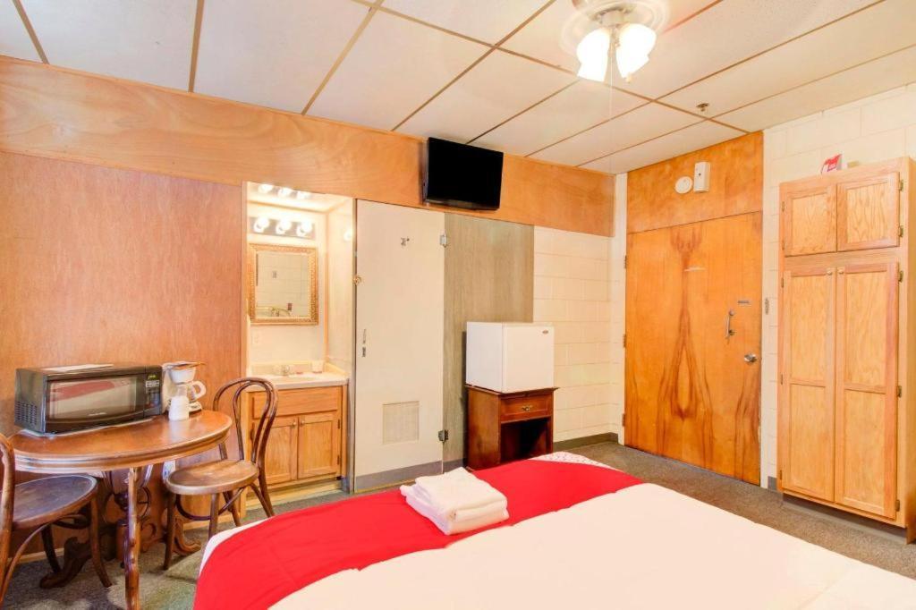 Oyo Hotel Drumright I-44 Ok Экстерьер фото