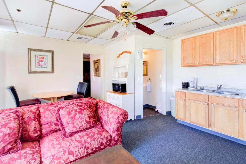Oyo Hotel Drumright I-44 Ok Экстерьер фото