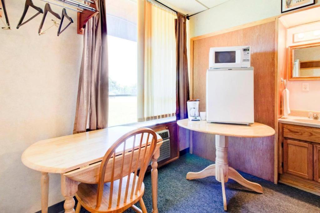 Oyo Hotel Drumright I-44 Ok Экстерьер фото