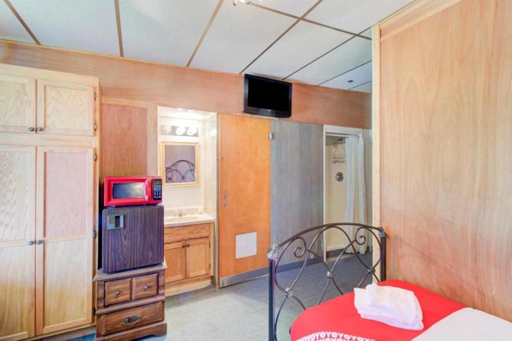 Oyo Hotel Drumright I-44 Ok Экстерьер фото
